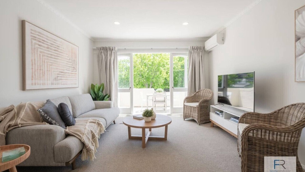 St. Heliers House | Spanish Charm: Stylish 3BR Steps from the Beach