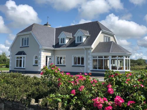 Miltown Malbay House | Spanish Point Armada Getaway