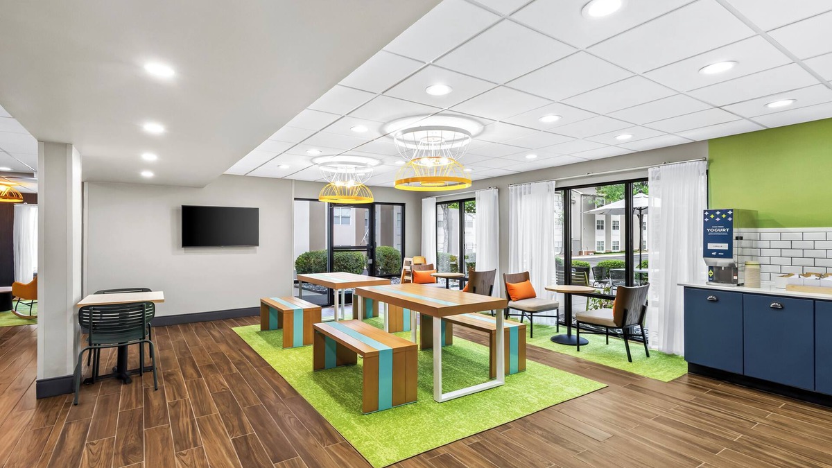 Alpharetta Hotel | Spark by Hilton Alpharetta Roswell