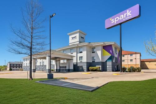 Killeen Hotel | Spark by Hilton Killeen