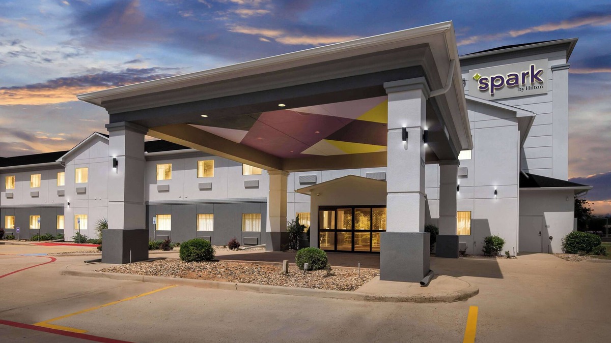 Mansfield Hotel | Spark by Hilton Mansfield