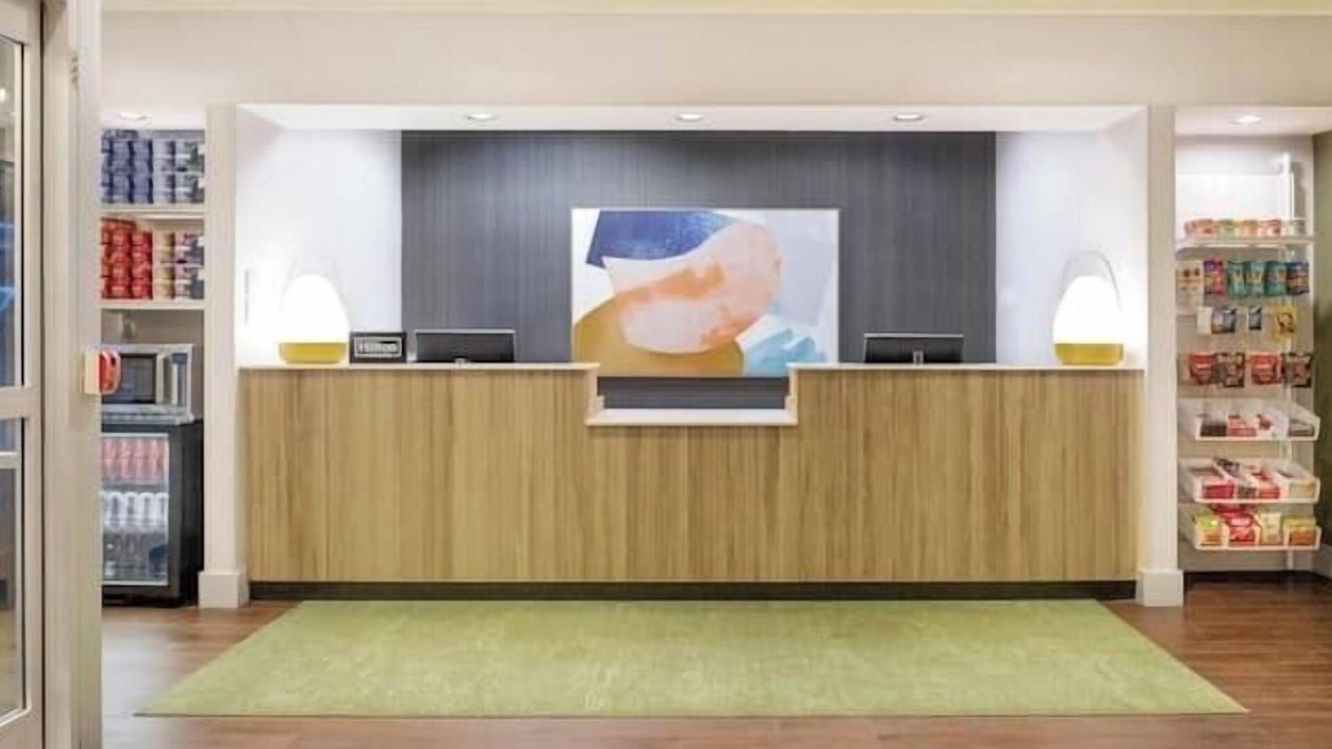 Traverse City Hotel | Spark by Hilton Traverse City