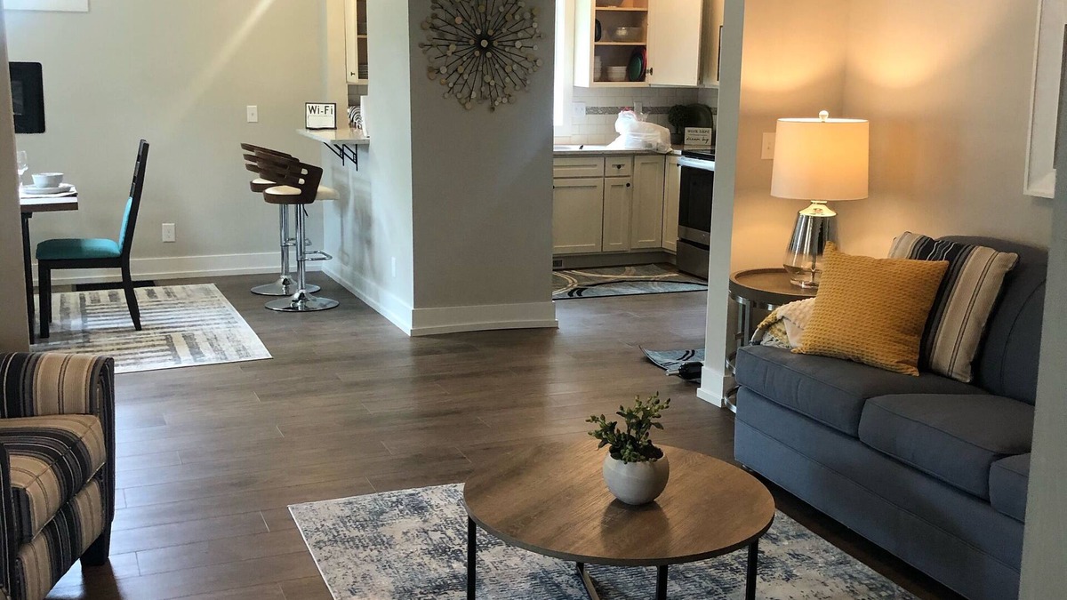 Douglas House | Sparkling Home in Saugatuck area!