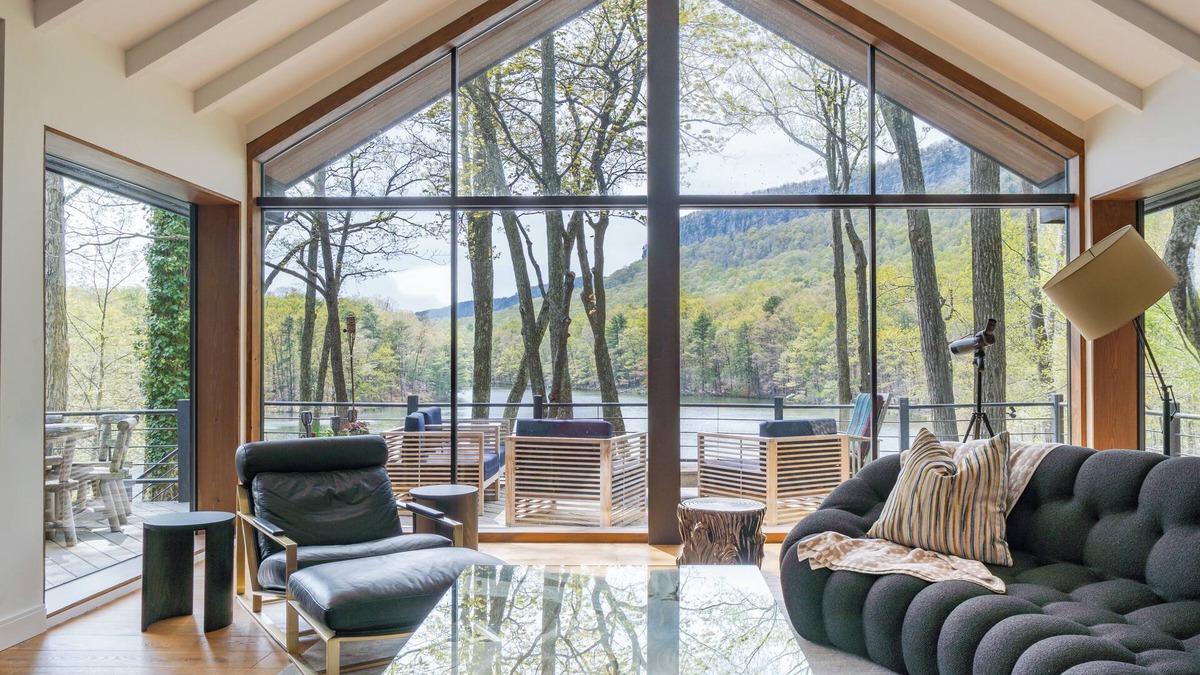 New Paltz House | Sparkling Ridge: Private Lake + Stunning Views