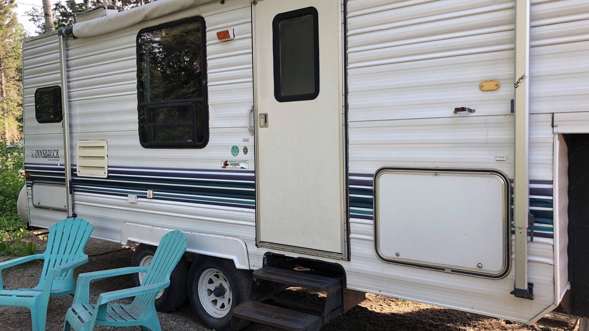 Clear Lake House | Sparrow - Camper at Sunset Bay