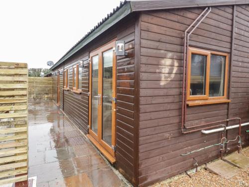 Icklesham House | Sparrows Den Lodge