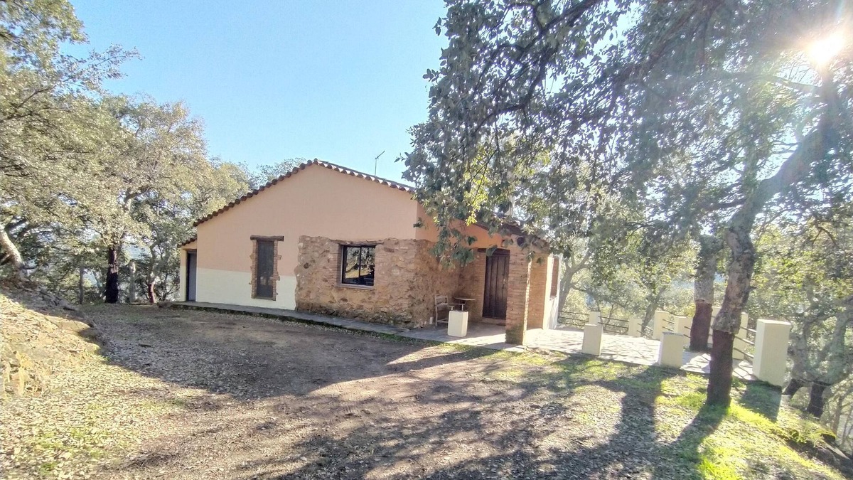 Jabugo Cottage | Speacial Holiday Cottage for families and friends, surrounded by a Natural Park.