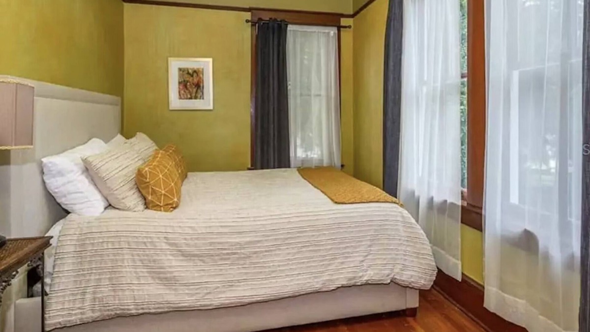 Oakland Apartment | Speakeasy Room in Central Florida's Historic Gem & wedding venue- The Oakland Manor House
