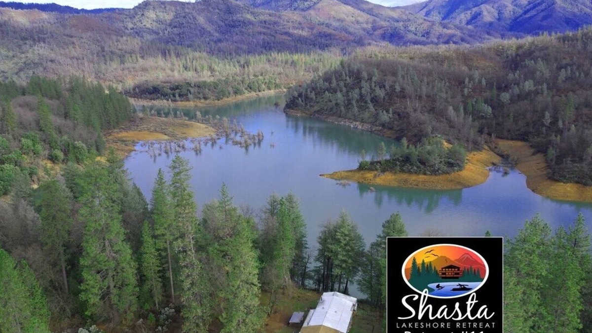 Lakehead-Lakeshore House | Special Deal Now: Cute Lakeview Home, Sleeps 8 - Shasta Lakeshore Retreat #11