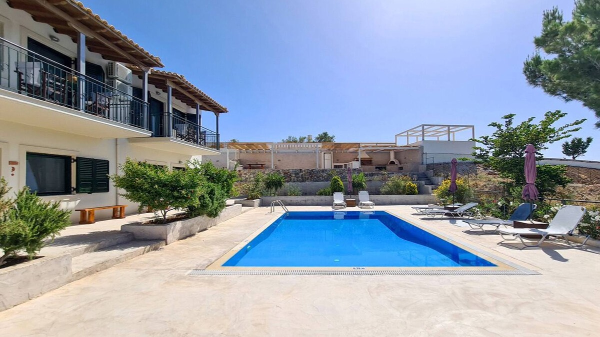 Kalamitsi Villa | Special Offer! Villa Endless Blue With Private Pool & View Ideal for Families!