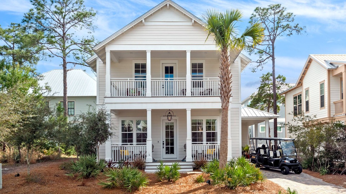 Lakeside at Blue Mountain Beach House | Special Price ☀️ 6 Seat Golf Cart | *Heated & Chilled Pool | New & Gated | Near Restaurants