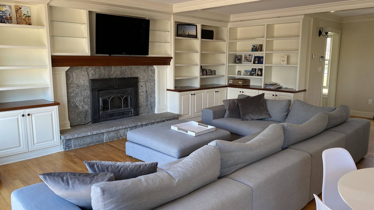 Madison House | Special winter rates CT home close to beaches, parks, hikes, local skiing