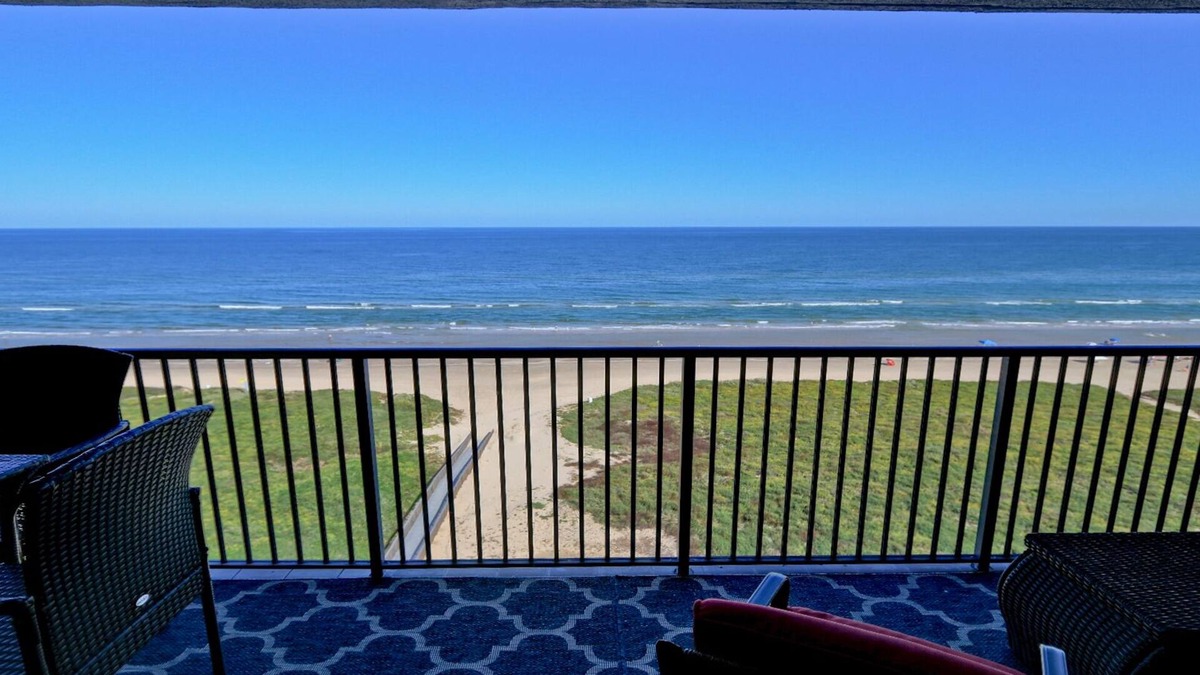South Padre Island Condo | Specials. Ocean Front Luxury Condo attention to details, many extras!