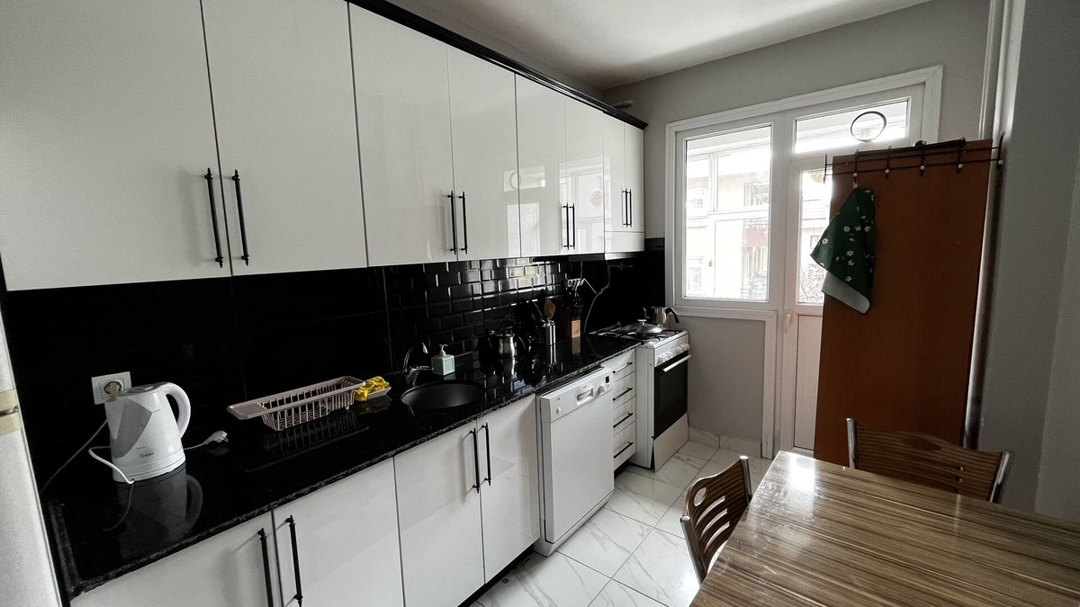 Maltepe Apartment | Specious 3+1 near the seaside in safest area