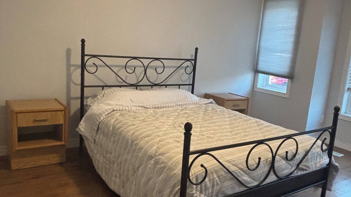 Grand River South House | Specious and cozy 4 bedroom and 3 bathroom
