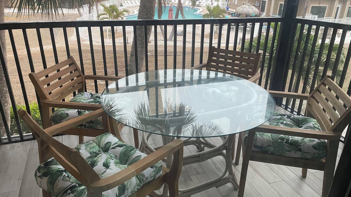 Sanibel House | Spectacular 2-bedroom townhome on Sanibel, short walk to stunning Gulf beach