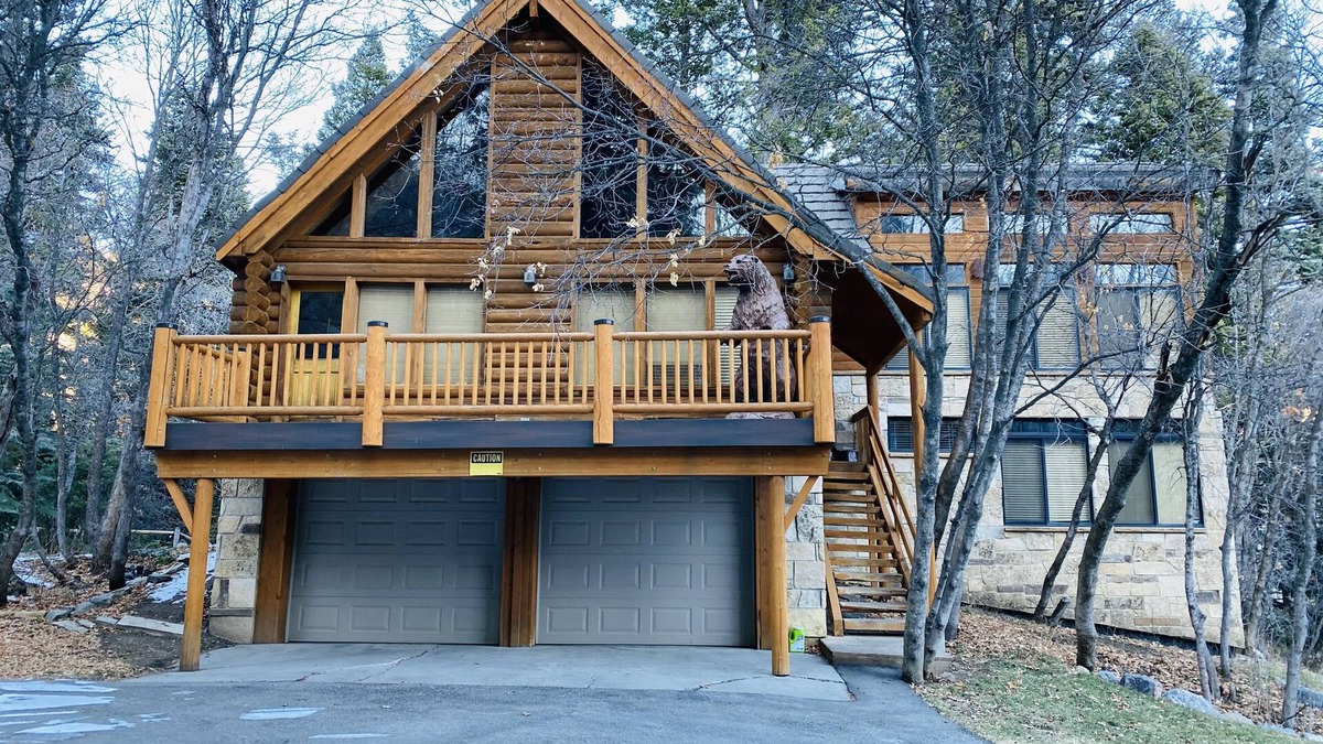 Sundance Cabin | 'Spectacular' 4 Bedroom, 3 Bath, Sundance Mt. Home, Central A/C