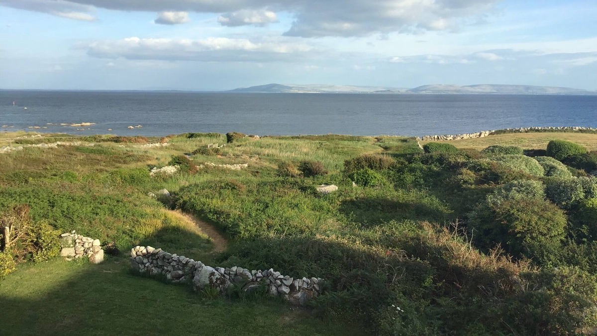 Galway House | SPECTACULAR -ATLANTIC FRONT HOME4 BED 3 BATH -LARGE PATIO with STUNNING VIEWS