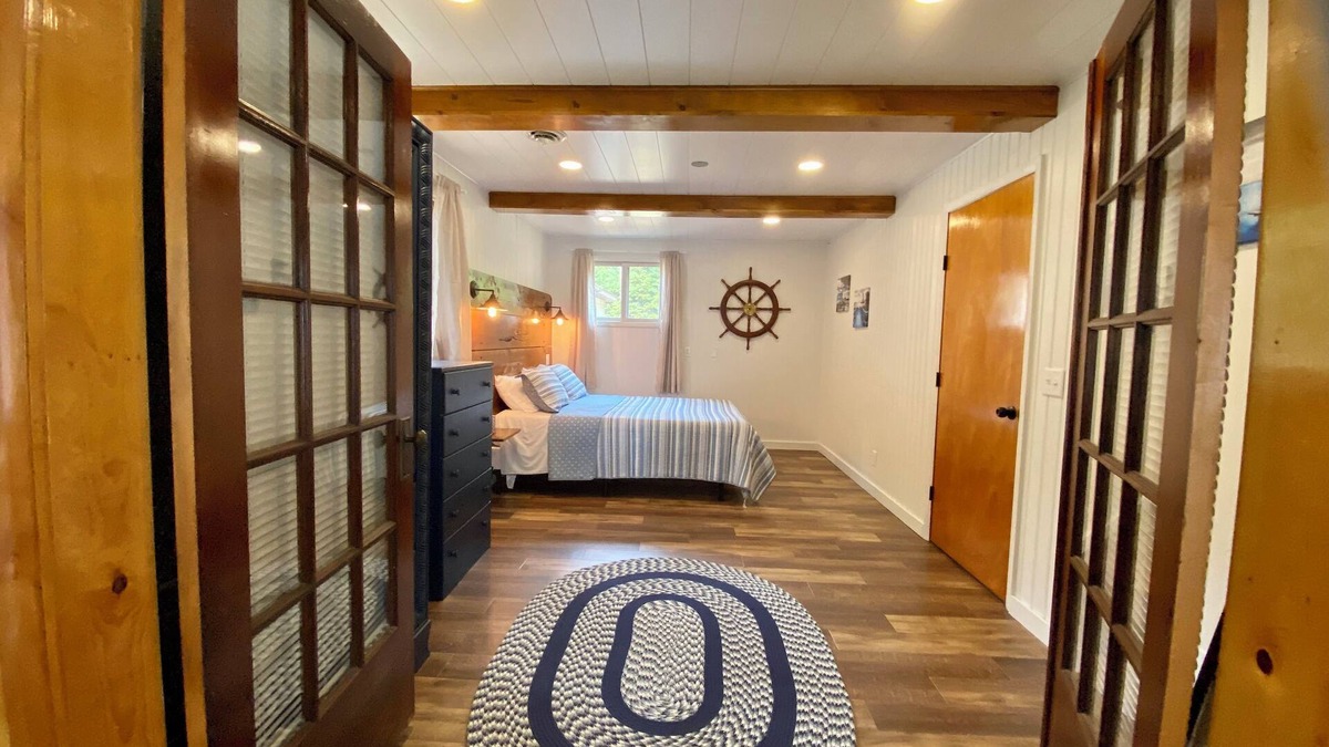 Escanaba House | Spectacular Beach - 1.5 hours to Pictured Rocks! - South Central Upper Michigan