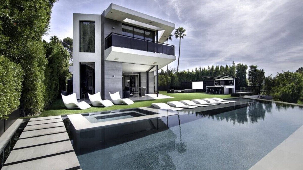 North Beverly Park Villa | Spectacular Beverly Hills Villa Infinity Pool & Amazing 180° Views