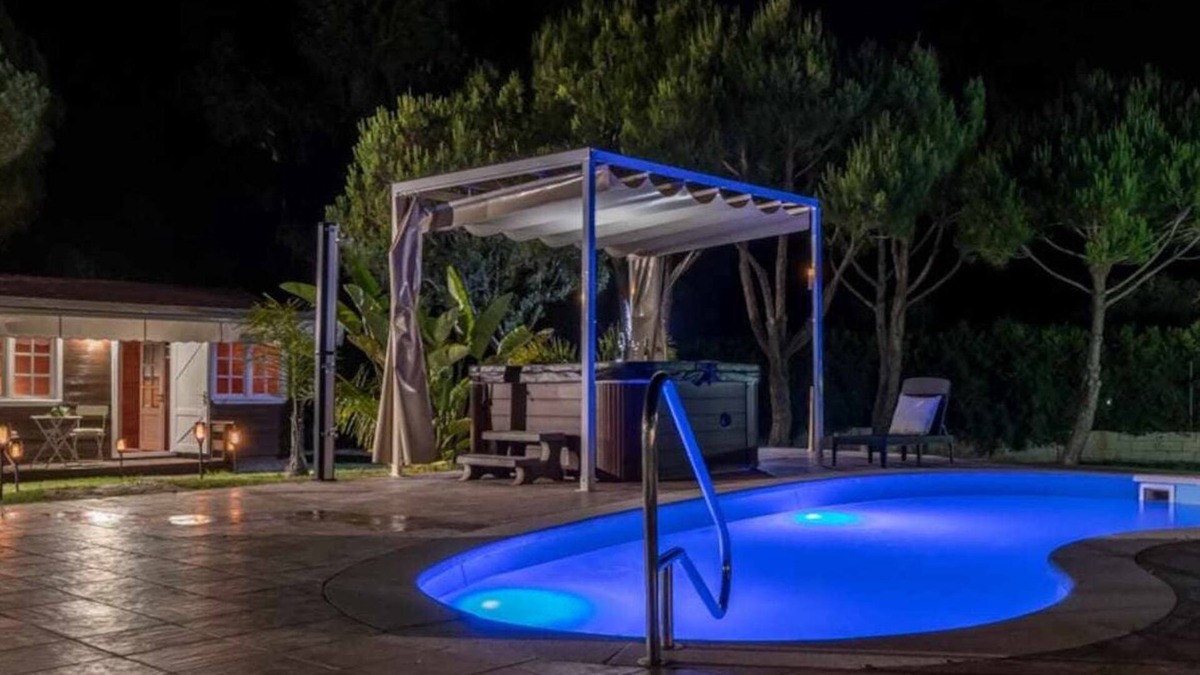 Aljaraque Apartment | spectacular bungalow garage pool and jacuzzi