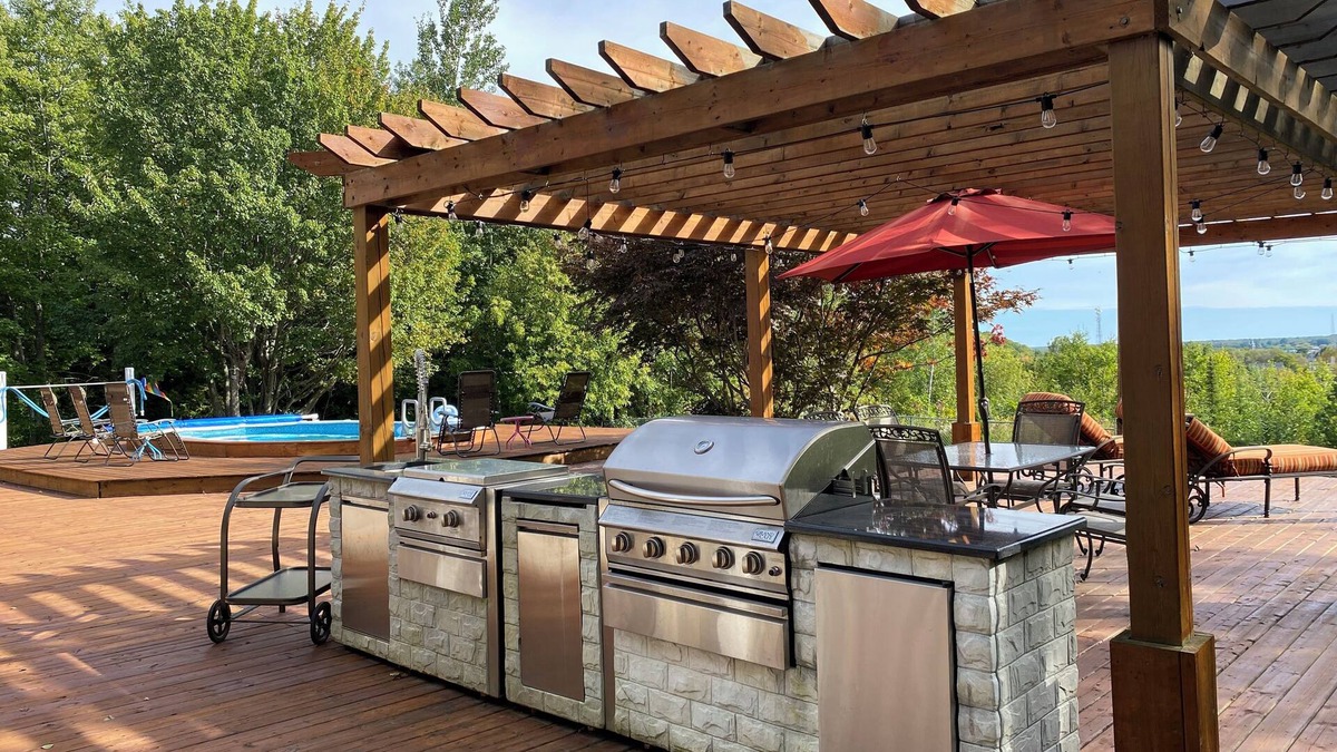 Algoma District House | Spectacular city & water view 1 bedroom apt with huge deck