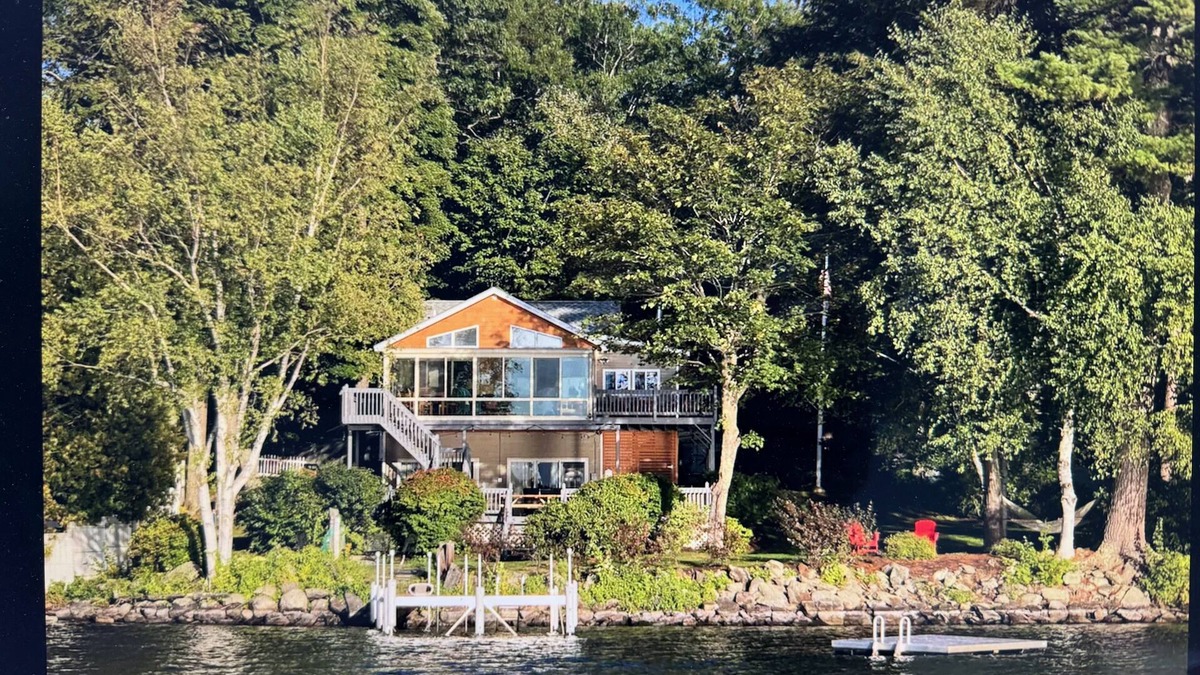 Manchester House | Spectacular Cobbossee Lakefront with Hot Tub&Dog Friendly