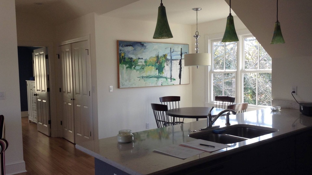 Oxford Apartment | Spectacular Guest Quarters 3 Blocks From Oxford Square
