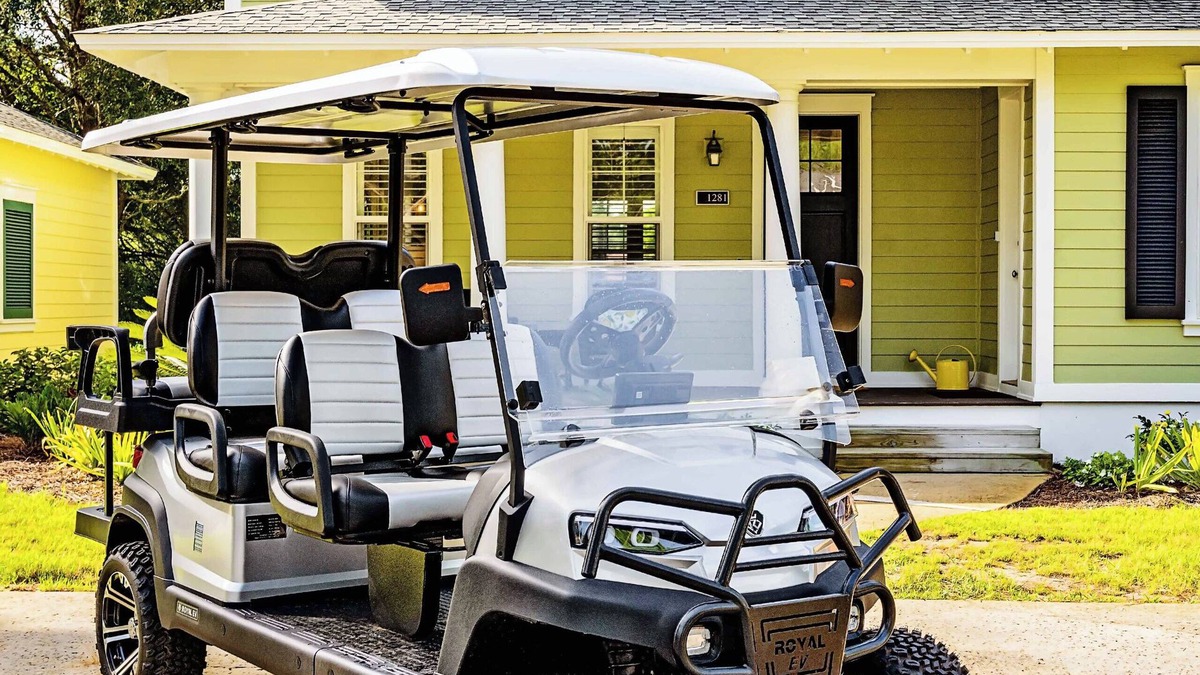 Laurel Grove House | Spectacular Lake Front~Golf Cart, FREE Activities, Pool & HotTub, Gym