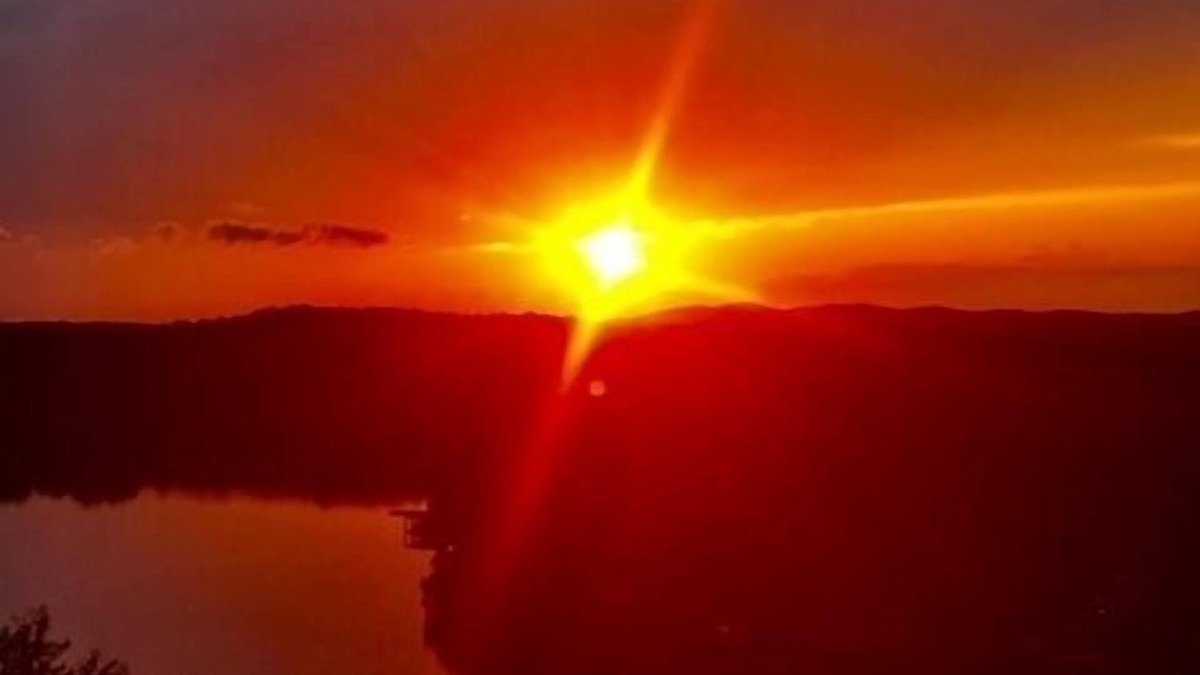 Jones Mills Condo | Spectacular Lake Views from Balcony Great Location Price just Dropped