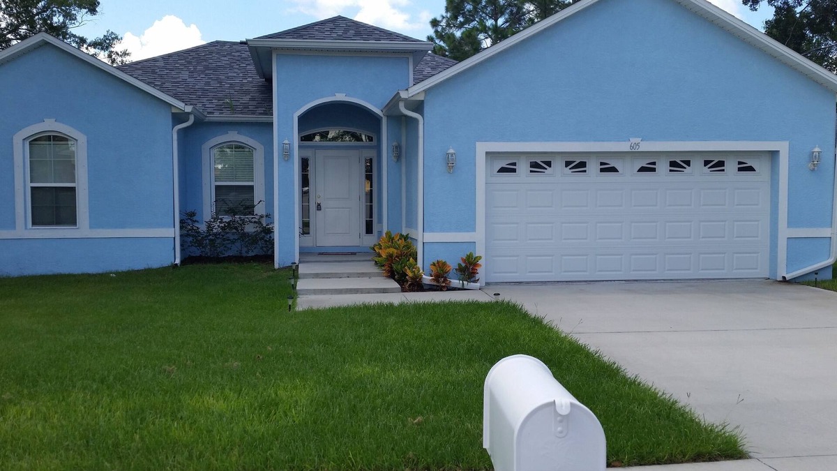 Oldsmar House | Spectacular Like New House, Close to Safety Harbor, Dunedin, Beaches & Shopping!