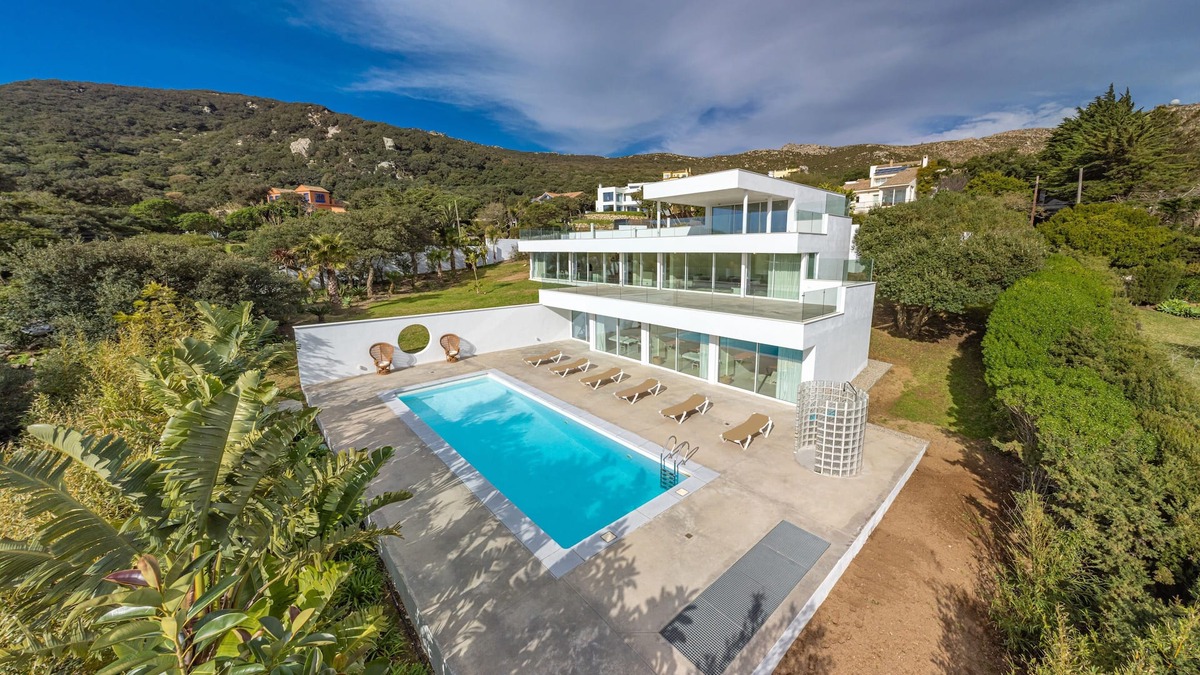 El Cuarton Villa | Spectacular Modern Family Home in Tarifa