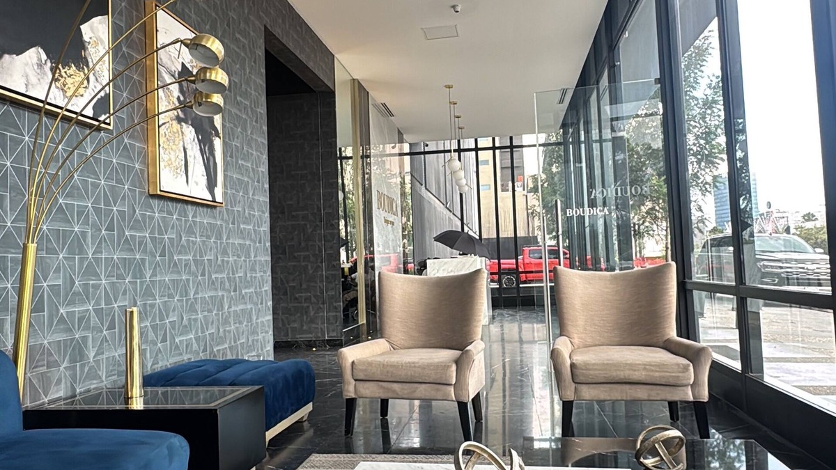 Angelopolis Apartment | Spectacular view + amenities at Torre Boudica