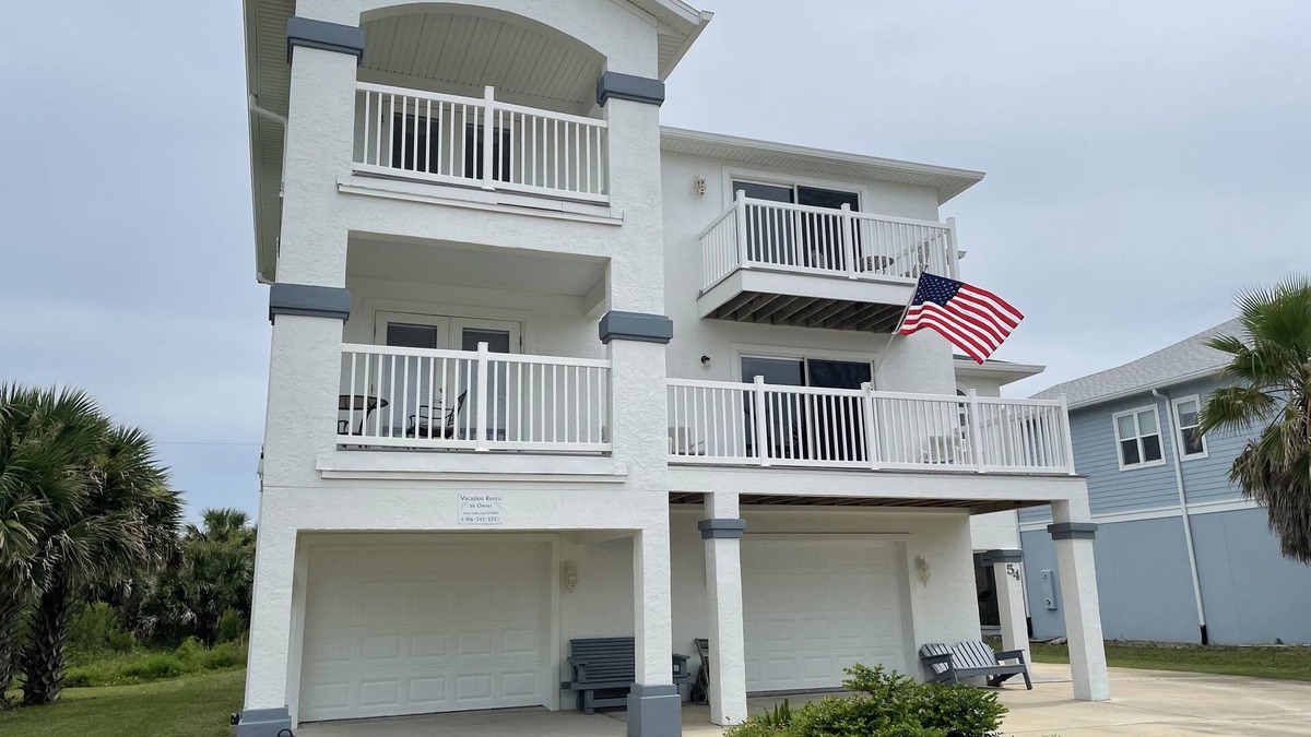 Marineland Acres House | Spectacular Ocean-View Home/1 minute walk to beach
