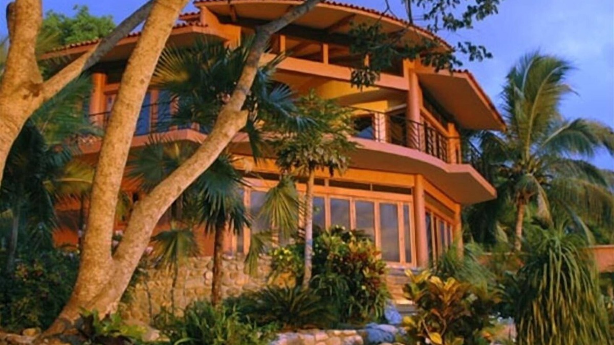 Sayulita Villa | Spectacular Ocean View, Large 2 BR Custom Home + optional 1 BR and/or Bungalow