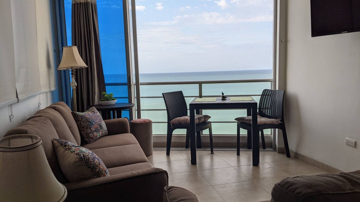 Salinas Condo | Spectacular Penthouse Ocean View Across From Beach. Free parking on Street!