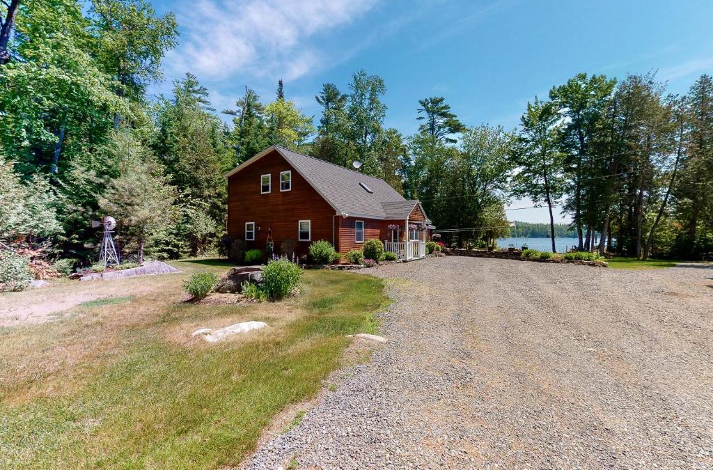 Bowerbank House | Spectacular Sebec Setting
