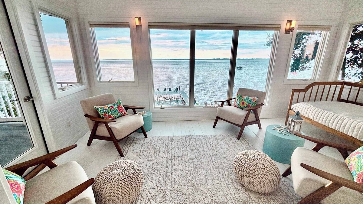 Suttons Bay House | Spectacular Suttons Bay Stay - Game Room, Kayaks, Pizza Oven & More!