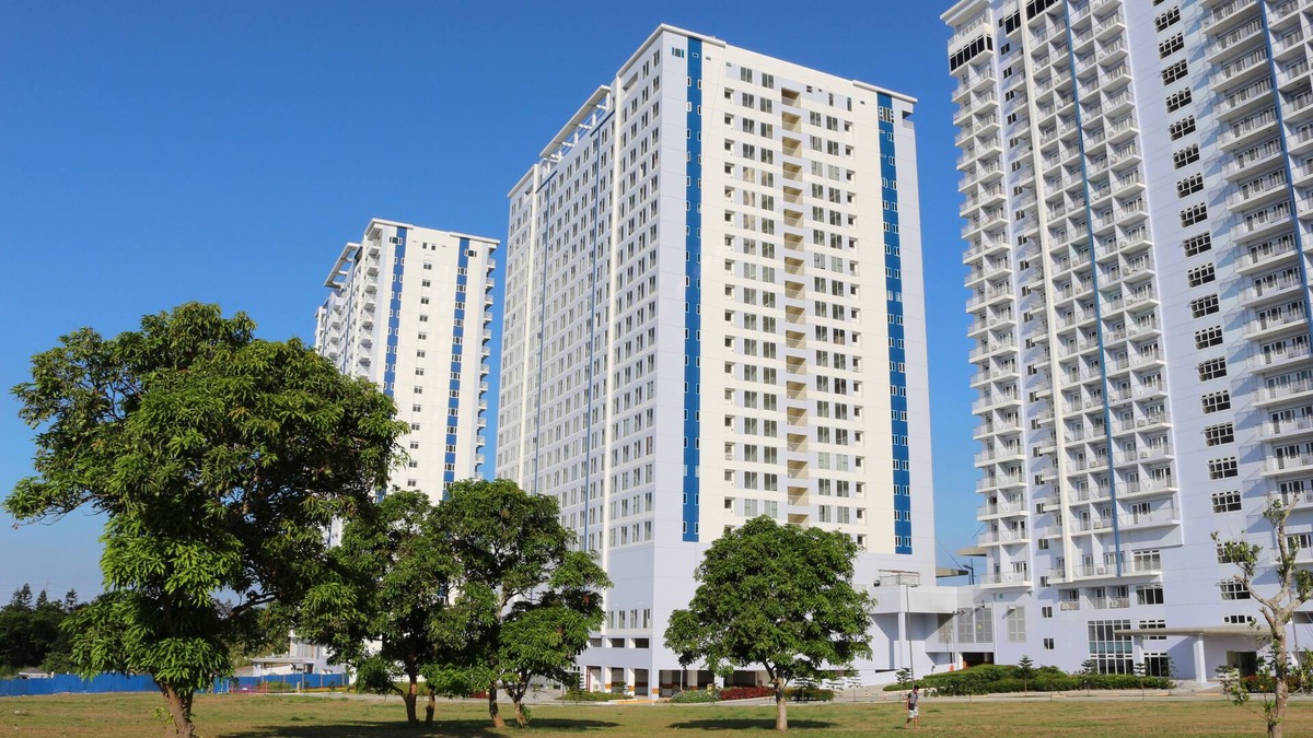 Tagaytay Condo | Spectacular Taal view