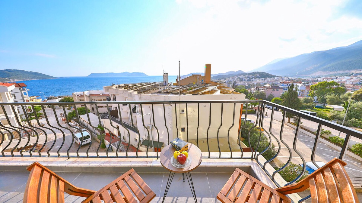 Kas Apartment | Spectacular view of Meis, Natur-el Meis1