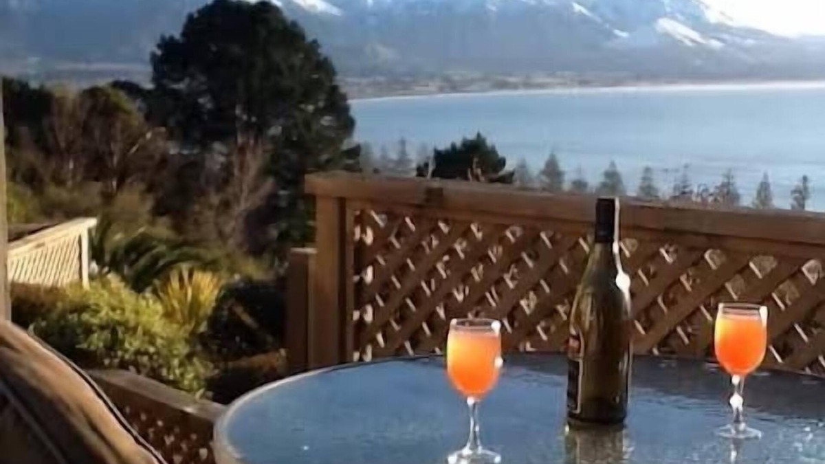 South Bay House | Spectacular Views | Convenient & Affordable - KK17129