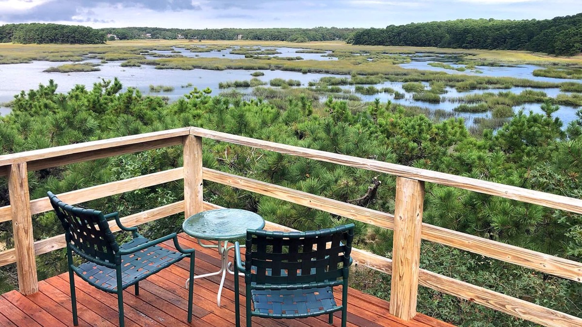 Indian Neck Heights House | Spectacular Views of Blackfish Creek (1581)