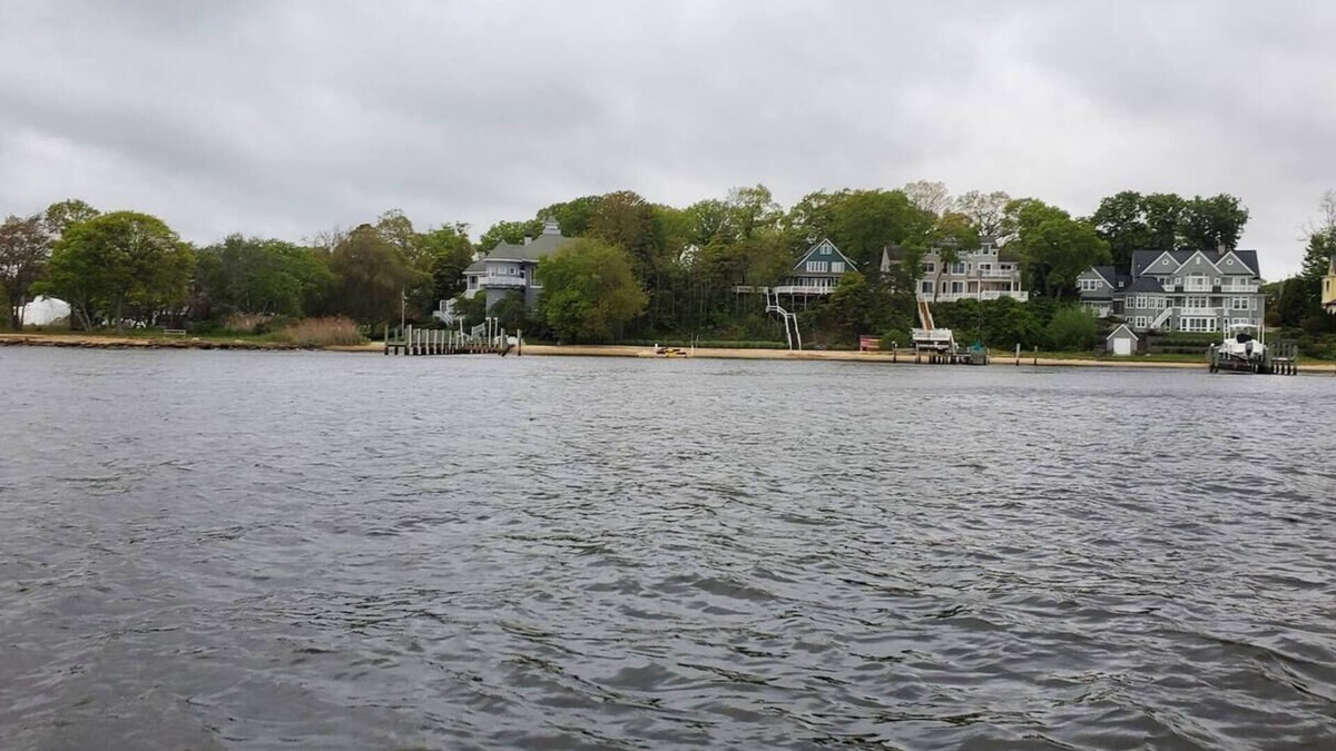 Island Heights House | Spectacular waterfront w/private Beach 5 BR Island Heights