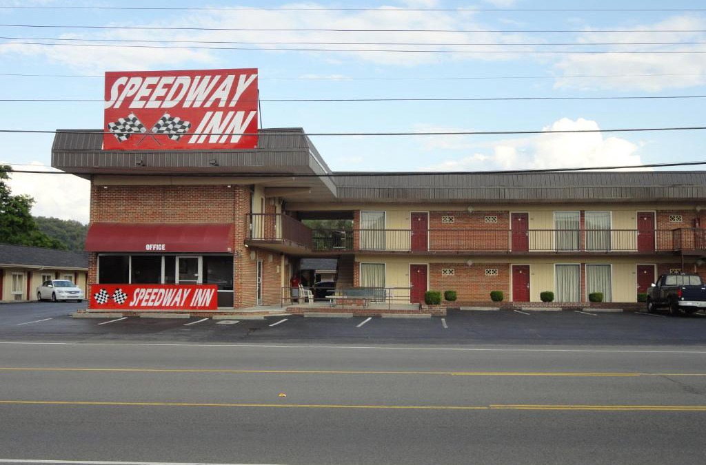 Bristol Hotel | Speedway Inn