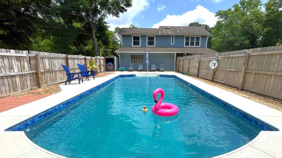 Milton House | Spencer Field