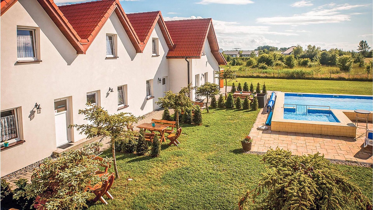 Darlowko House | Spend a family-friendly vacation in Darlowo.