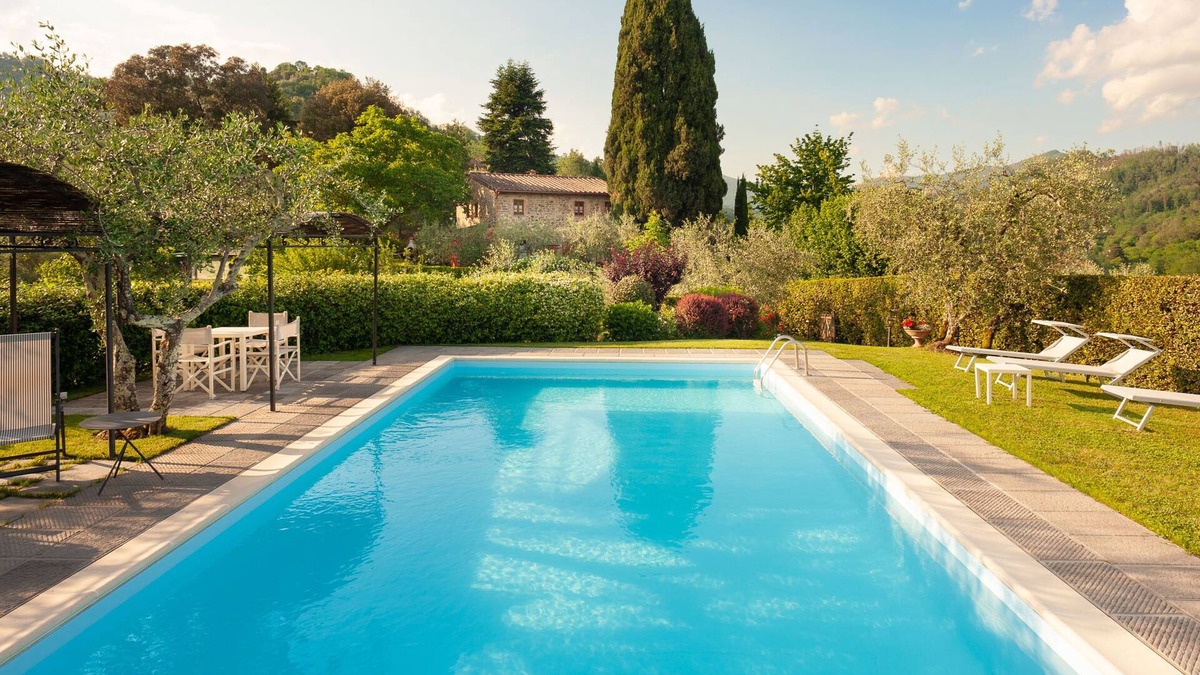 Pescia Villa | Spend a recovering staying immersed in the green Tuscany hills