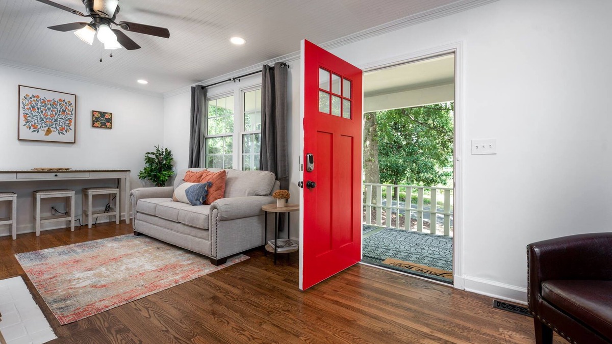 Marietta House | Spend the ‘BER’ and Holiday Months in Beautiful Marietta Georgia