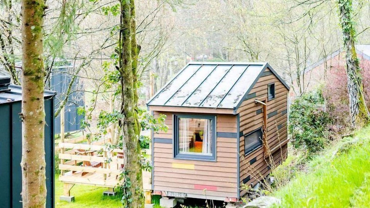 Smuid House | Spend the night in the middle of the Ardennes in your own Laidback Cabin!