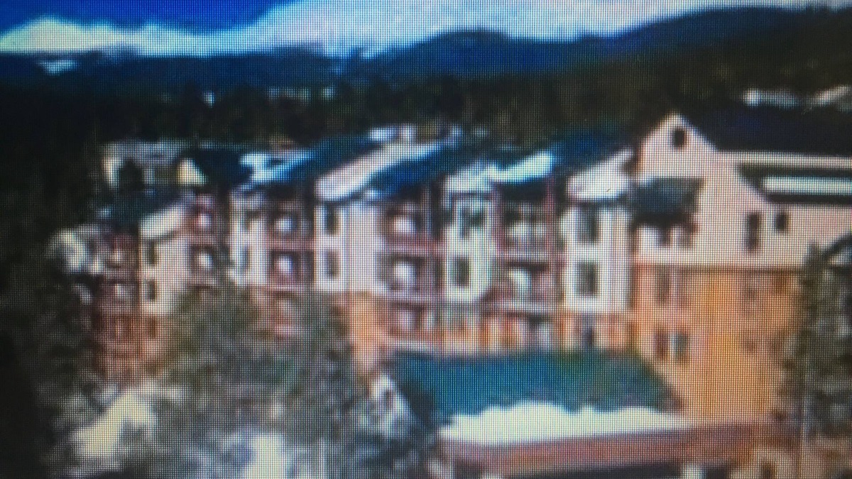 Peak 9 Condo | Spend the week at Valdoro Mountain Lodge & quaint Breckenridge Village -